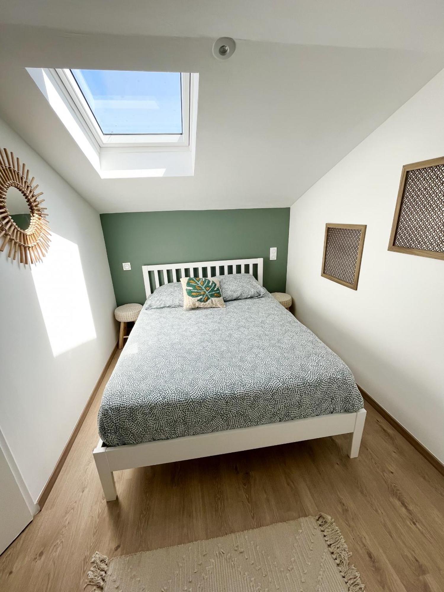 Duplex Centre Ville - 50M De La Plage - Clim - Garage - Netflix Le Grau-du-Roi Quarto foto
